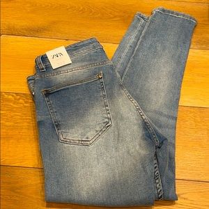 NWT ZARA jeans size US32/ EUR42